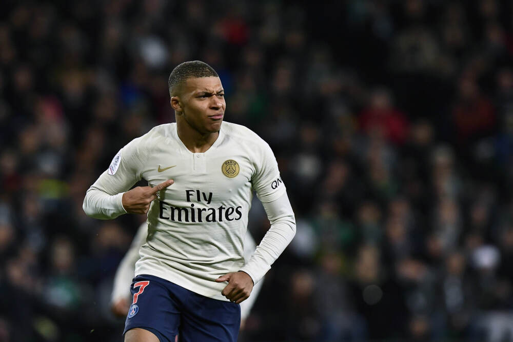 三国外长挽手臂 柬泰还需“中和”！